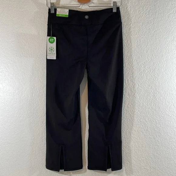 GAIAM Om Fit High Rise Straight Yoga Kick Capri Pants Size Small Black NEW - Picture 6 of 13